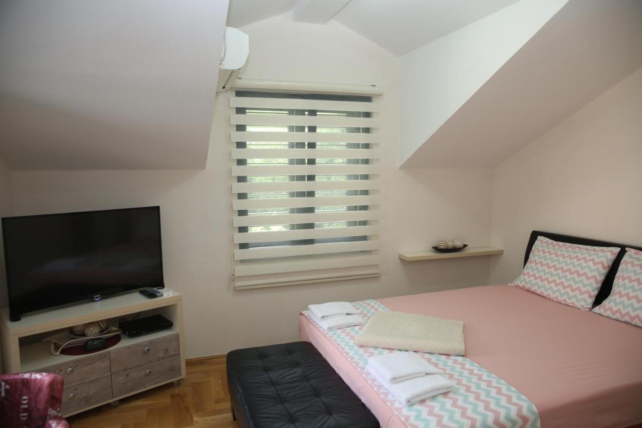 Apartmani Dijana 2 Котор Екстериор снимка